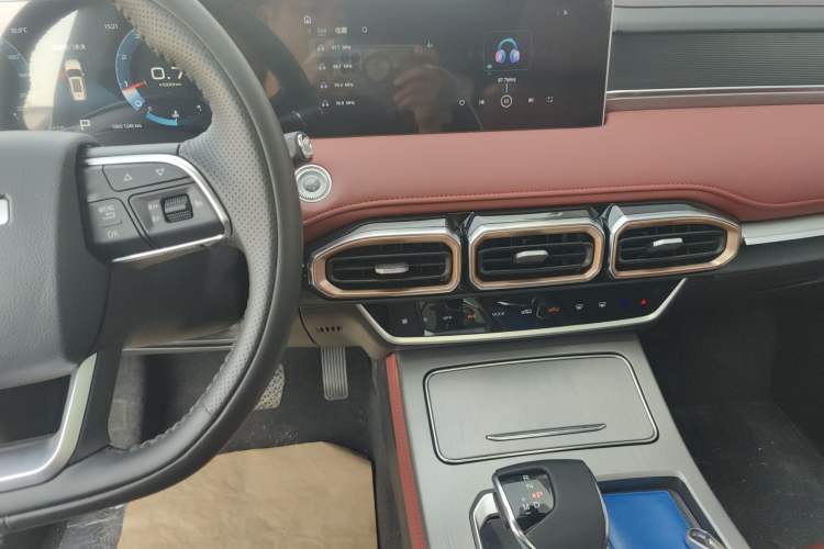 Used JETOUR X70 PLUS 2024 Champion Edition 1.5T DCT Champion PRO 5-Seater