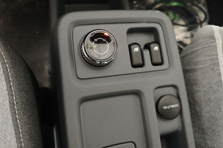 Used Wuling Yangguang 2025 Model 400km Bus Edition—Comfort Edition