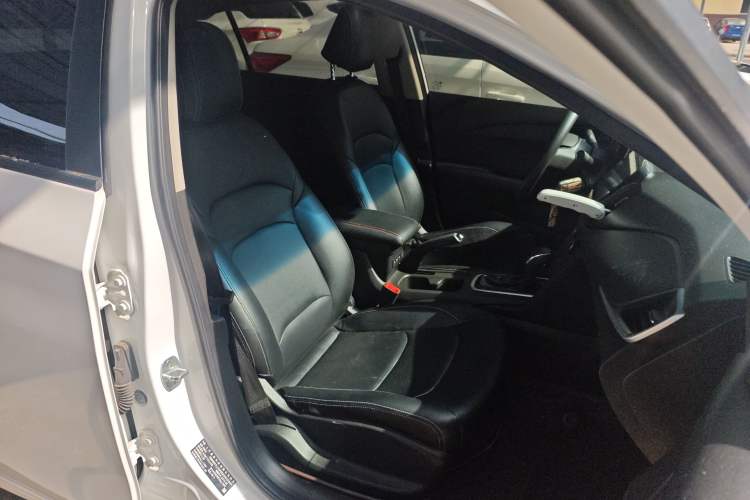 Used Chevrolet Cavalier 2019 320 Automatic Enjoyment with Sunroof Right Front Seat