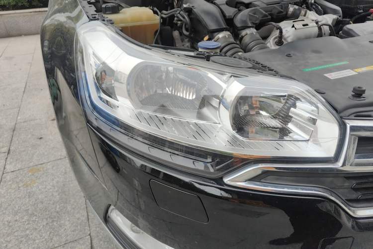 Used Citroen C5 2014 1.6T Automatic Prestige Model
