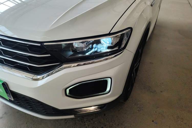 Used Volkswagen T-ROC 2021 280TSI DSG Two-Wheel Drive Comfort Connect Edition
