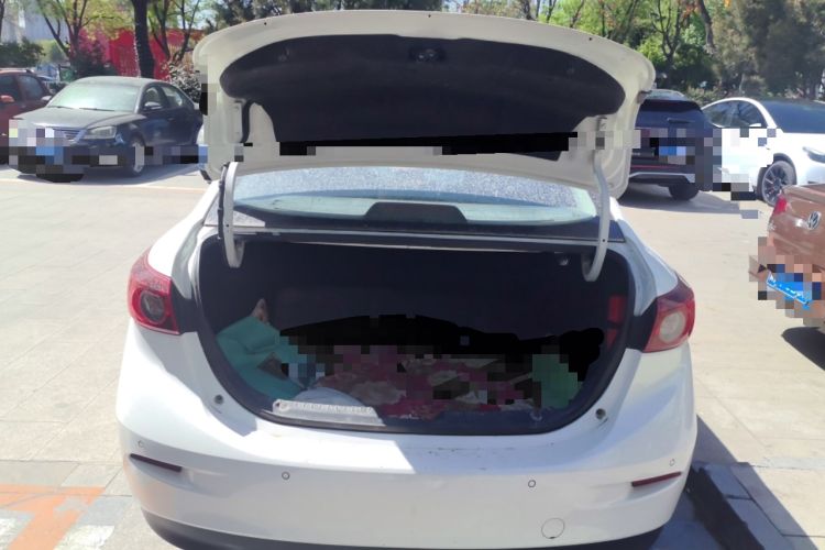 Used Mazda 3 Axela 2017 Sedan 1.5L Automatic Comfort Model Emission Standard China V