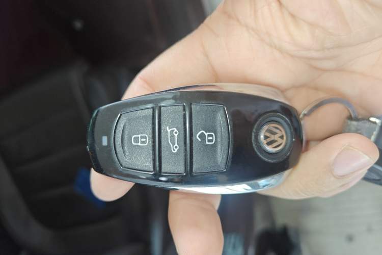 Used Volkswagen Touareg 2011 3.0 TSI Comfort Version