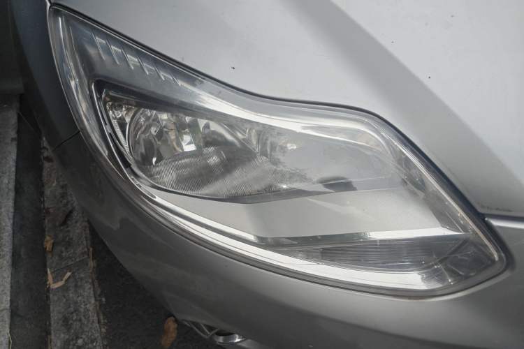 Used Ford Focus 2012 Sedan 1.6L Manual Fashion Edition