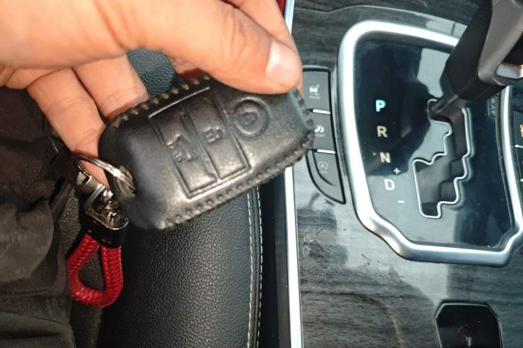 Used Land X7 2018 Jingyue 1.5T Panoramic Luxury Model Vehicle Key