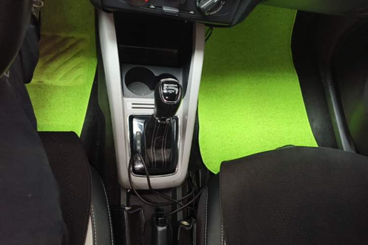 Used Skoda Fabia 2015 1.6L Automatic Sport Edition
