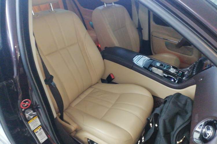 Used Jaguar XJ 2016 XJL 2.0T Two-Wheel-Drive Elegant Business Edition
