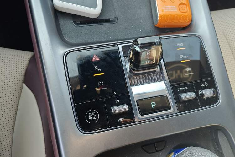 Used BYD Seal 07 DM-i 2025 DM-i 1.5L 125km Prestige Model Gear Lever