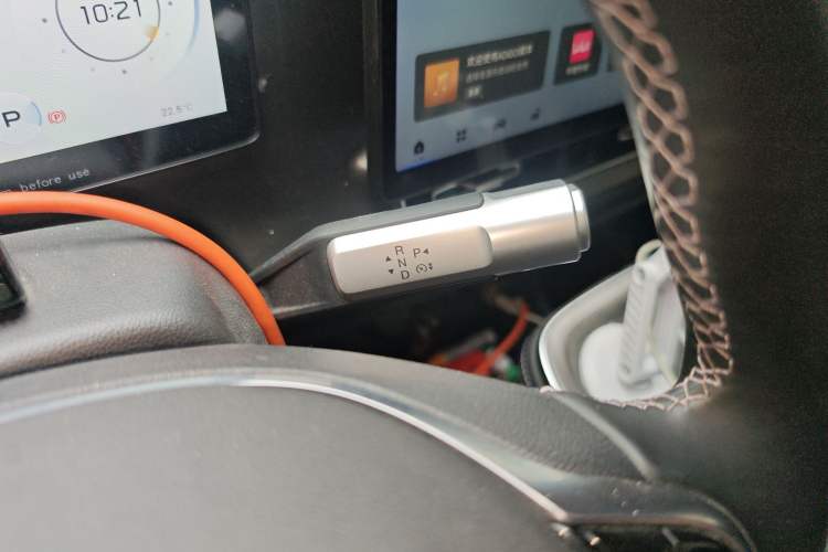 Used AION V 2024 Plus 70 Tech Edition Lithium Iron Phosphate