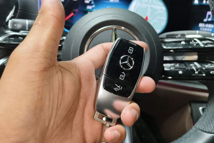 Used Mercedes-Benz E-Class 2021 E 300 L Sporty and Stylish Model