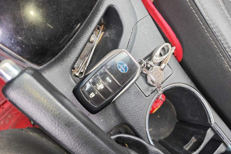 Used Toyota Corolla 2017 Revised Dual-Engine 1.8L E-CVT Elite Edition