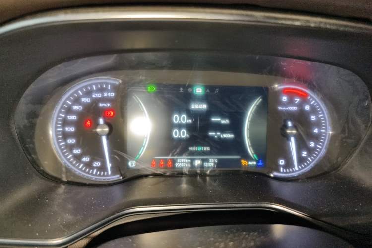 Used Roewe RX8 2019 30T Smart Connectivity Four-Wheel Drive Supreme Flagship Edition
