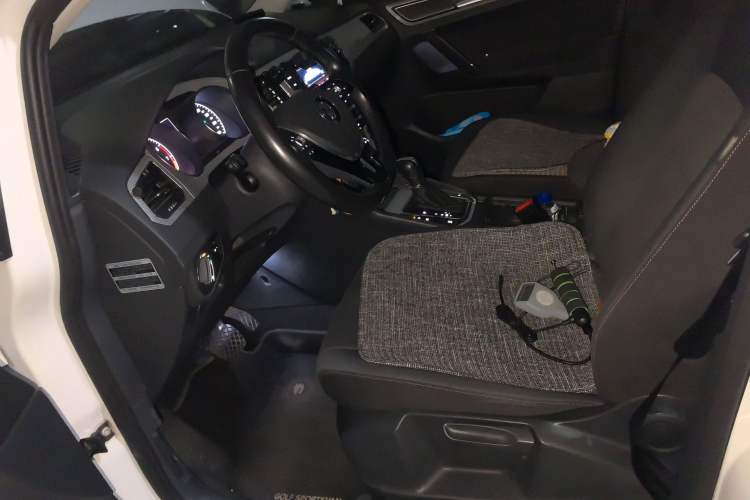 Used Volkswagen Golf Sportsvan 2016 230TSI Automatic Trend Edition Left Front Seat