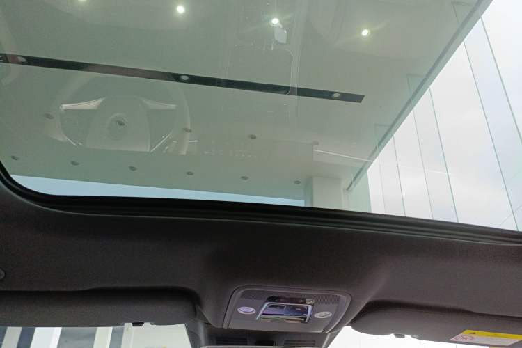 Used BYD Han 2025 EV with 701 km of Laser Radar-Enabled Intelligent Driving