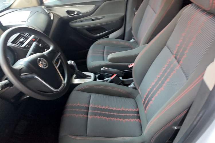 Used Buick Encore 2015 1.4T Automatic Two-Wheel Drive Urban Elite Version