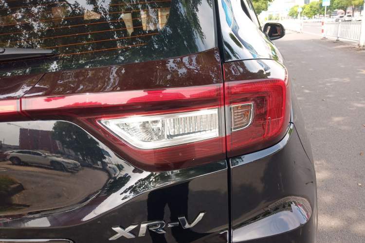 Used Honda XR-V 2015 1.5L LXi CVT Classic Edition
