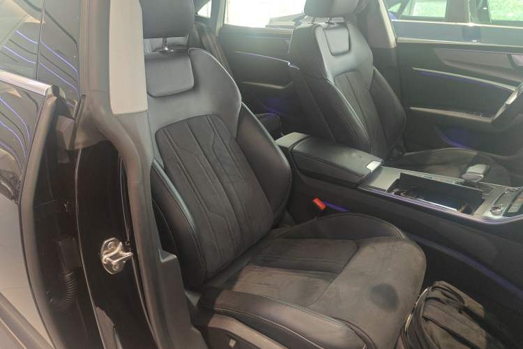 Used Audi A7L 2024 45TFSI S-line Dream-Building Edition Flow Crystal Package