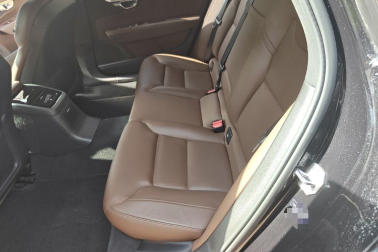 Used Volvo S90 New Energy 2021 T8 eDrive Hybrid Zhiyi Luxury Edition
