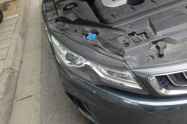 Used Geely Auto Emgrand GL 2018 1.8L Manual Elite Smart Connectivity Version