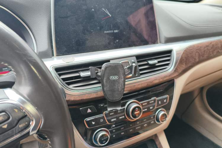 Used GAC Trumpchi GA8 2017 320T Smart Edition Audio And AC Panel