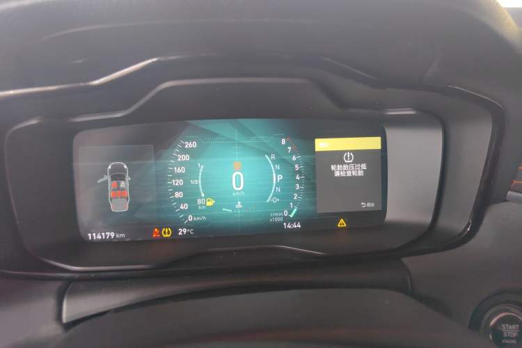 Used Lynk & Co 02 2019 1.5T DCT Two-Wheel Drive Pro Edition China VI Standard Instrument Cluster