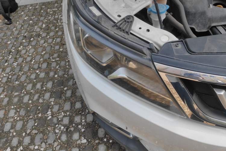 Used Geely Auto Vision X6 2016 1.8L Manual Luxury Model Right Front Headlight