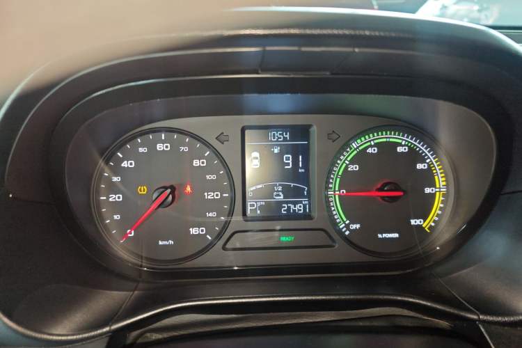 Used Roewe Clever 2021 302 km New Four-Seater Super-Efficient Version