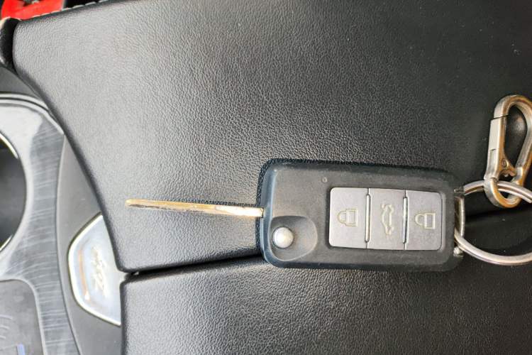 Used Zotye T600 Coupe 2017 1.5T Automatic Luxury Model Vehicle Key