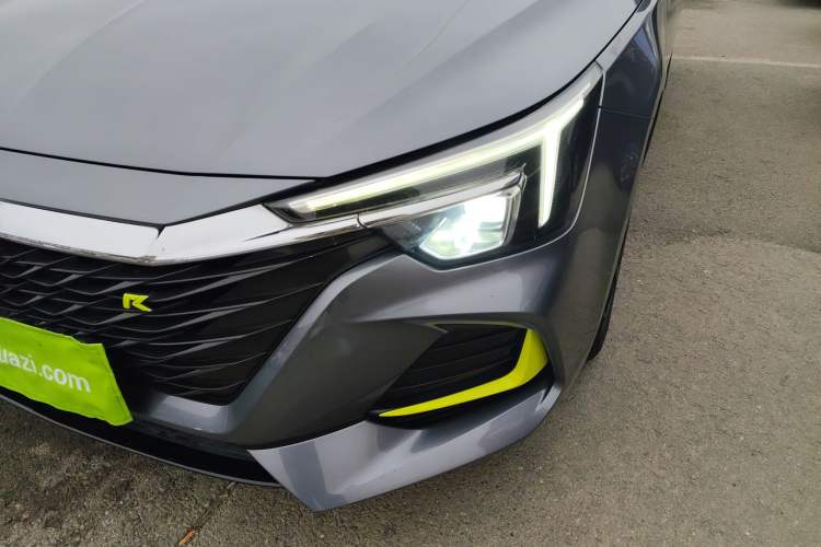 Used Roewe i6 MAX New Energy 2020 1.5T PHEV Cool & Spacious Skyroof Intelligent Drive Supreme Edition