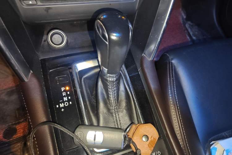 Used Mazda CX-4 2018 2.0L Automatic 2WD Blue Sky Exploration Edition China VI Standard
