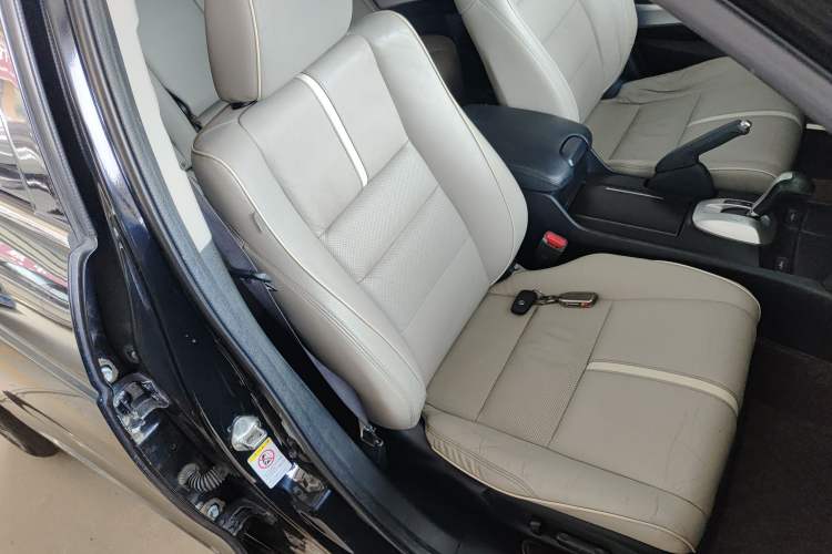 Used Honda Crosstour 2014 2.4L Luxury Edition