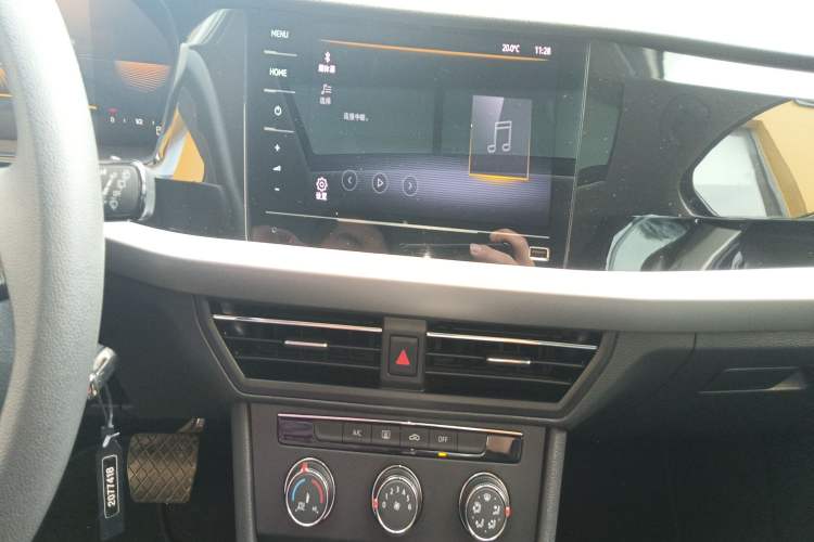 Used Volkswagen Lavida 2021 1.5L Automatic Comfort Edition
