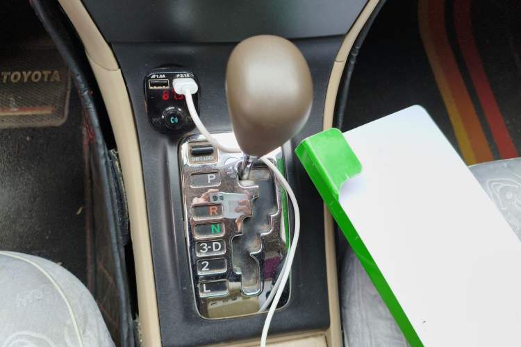 Used Toyota Corolla EX 2011 1.6L Automatic Classic Edition Gear Lever