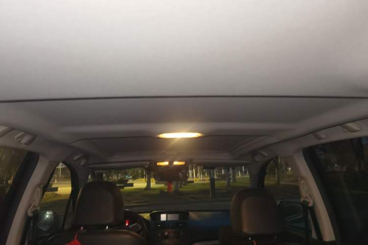 Used Subaru Forester 2013 2.5i Automatic Luxury Edition
