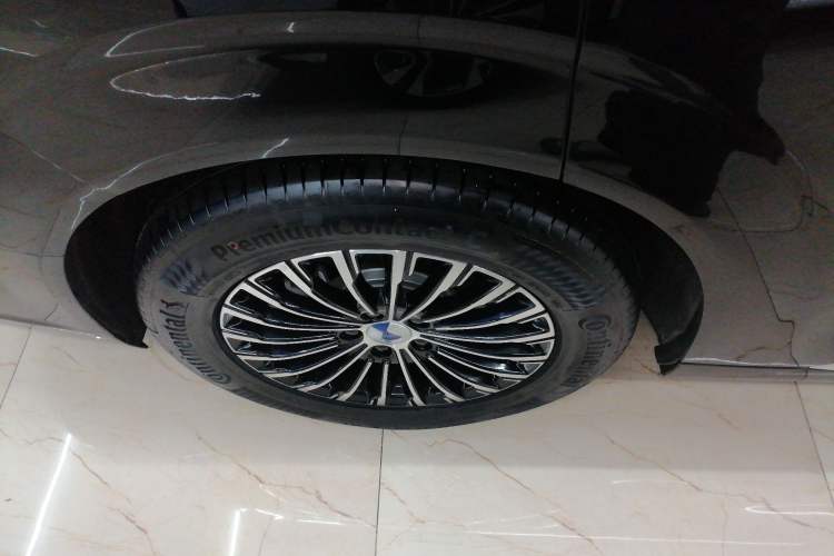 Used Denza D9 2024 DM-i 980 Four-Wheel Drive Prestige Model