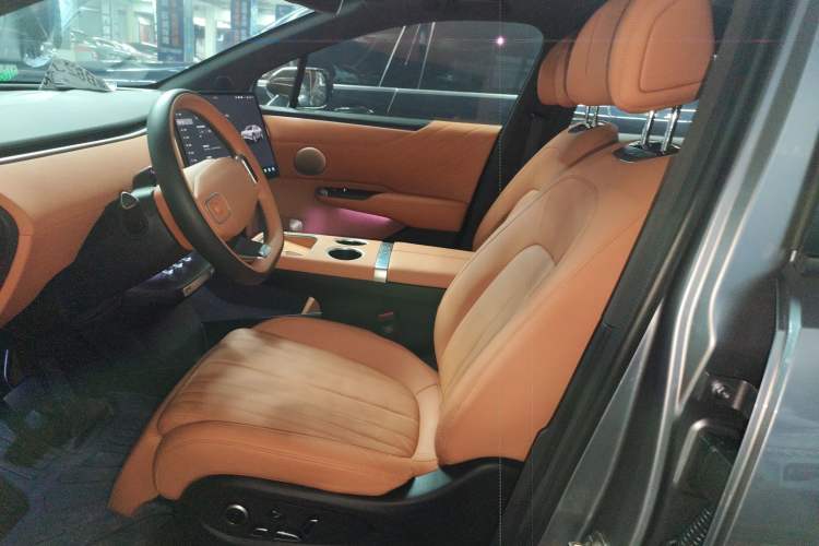 Used CHANGAN NEVO E07 2026 Model Pure Electric Four-Wheel Drive 90kWh Dacheng Edition