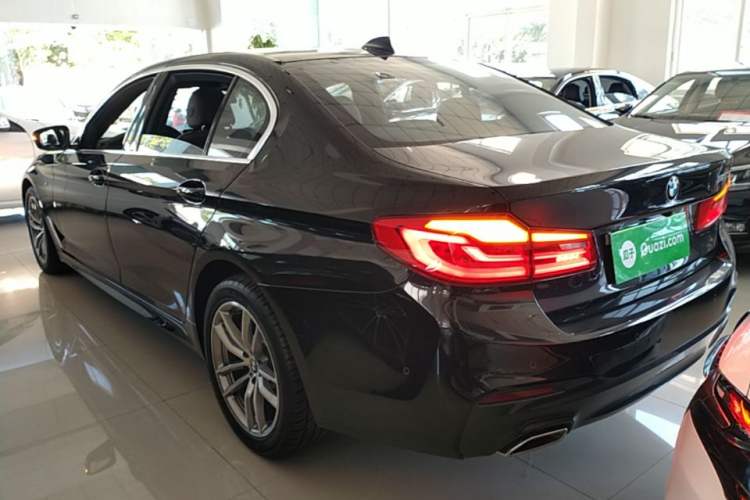 Used BMW 5 Series 2020 525Li M Sport Package
