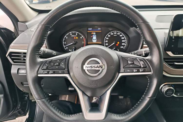 Used Nissan Teana 2021 2.0L XL Comfort Edition Steering Wheel