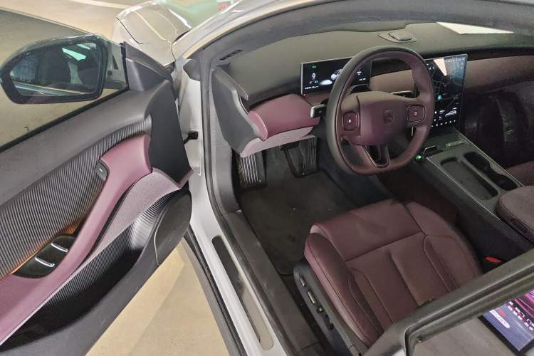 Used Nio ET5T 2024 75kWh Touring Driver Seat