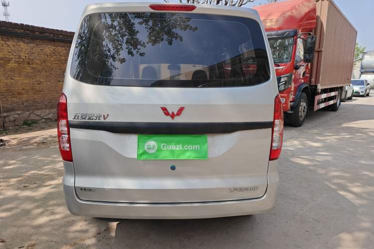 Used Wuling Hongguang V 2022 1.5L Jingqu Edition Electric-Assist LAR Rear