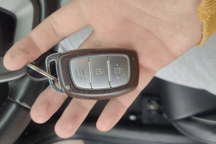 Used Hyundai ix25 2015 1.6L Automatic Two-Wheel Drive Smart GLS Trim