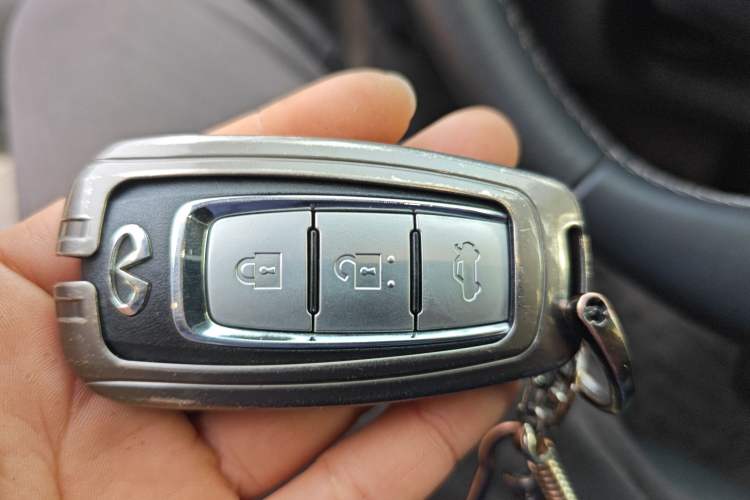 Used Infiniti Q50L 2022 2.0T Enjoyment Edition Vehicle Key