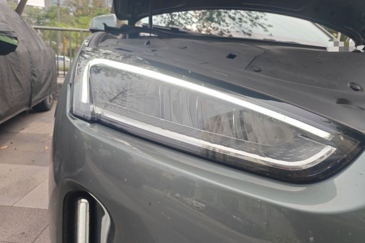 Used Hima AITO M5 2022 Extended-Range Four-Wheel Drive Ultimate Edition Right Front Headlight