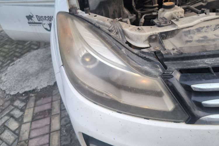 Used JMC Yusheng S350 2013 2.4T Automatic 2WD Diesel Luxury Edition 5 Seats