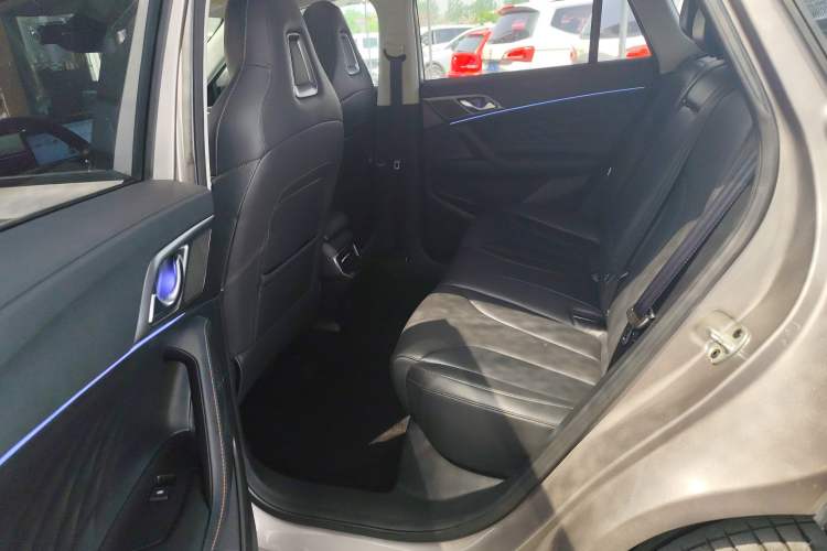 Used Roewe RX5 New Energy 2023 eRX5 Super Hybrid Prestige Edition Left Rear Seat