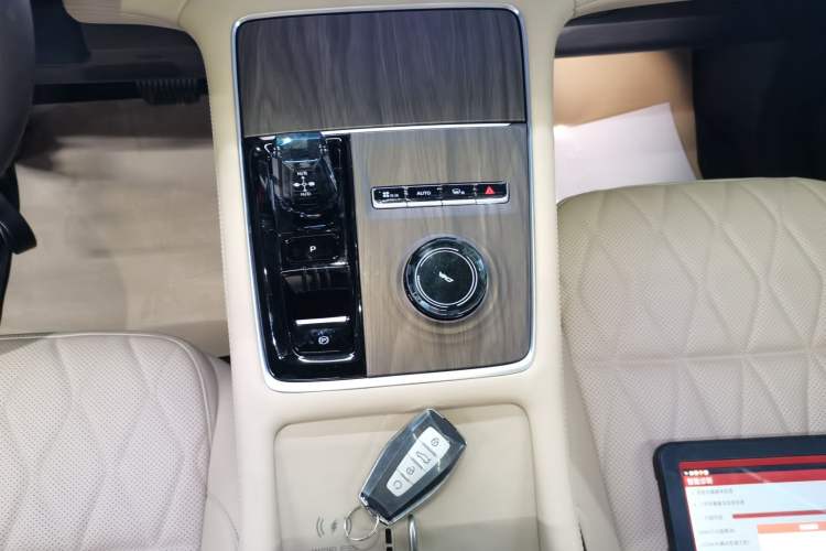 Used Geely Auto Monjaro L 2025 Dongfang Yao 2.0TD Automatic All-Wheel-Drive Wangyue Edition