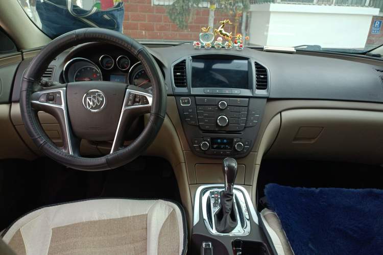 Used Buick Regal 2012 2.0L Luxury Edition
