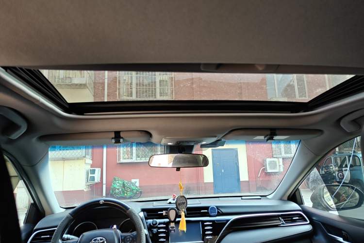 Used Toyota Camry 2018 2.0G Luxury Edition Headliner