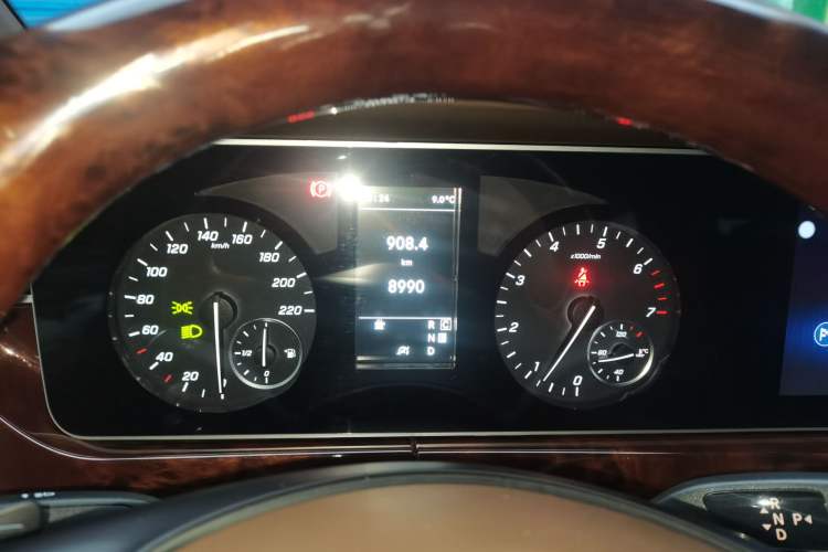 Used Mercedes-Benz Vito 2023 2.0T Business Version 7 Seats Instrument Cluster