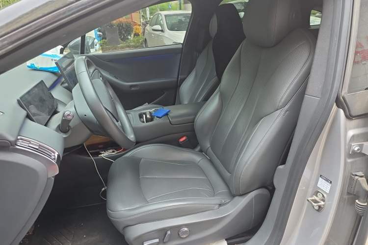 Used XPeng P7+ 2024 Long-Range Max Left Front Seat